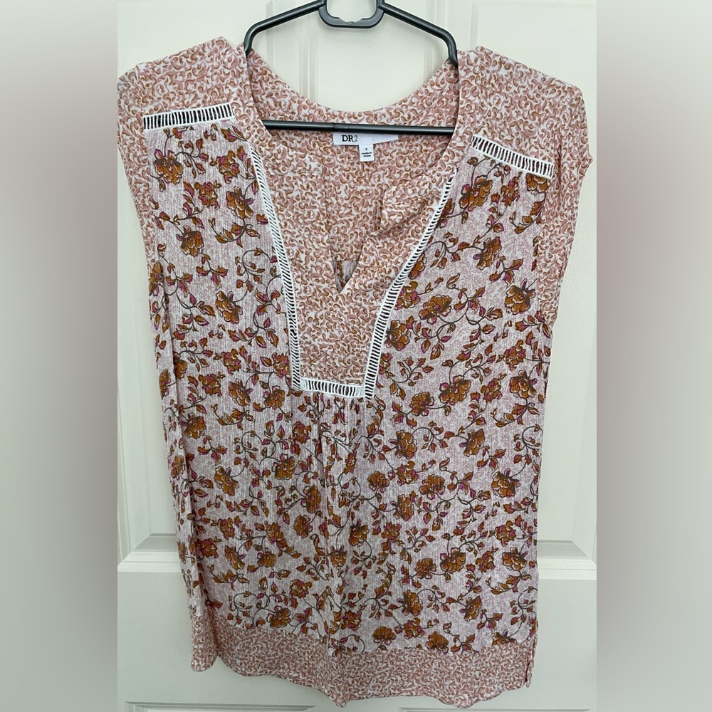 Women’s Sleeveless DR2 Blouse Small
